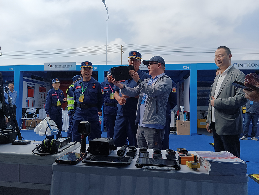 3 拷貝.jpg 3 拷貝.jpg